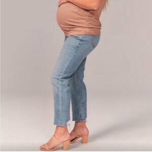 Abercrombie & Fitch Maternity Ankle Straight Light Wash Jeans 27 L